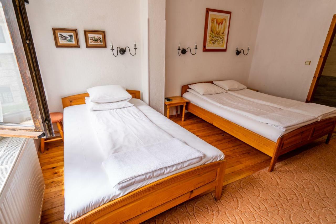 Toni'S Guest House Melnik  Ngoại thất bức ảnh