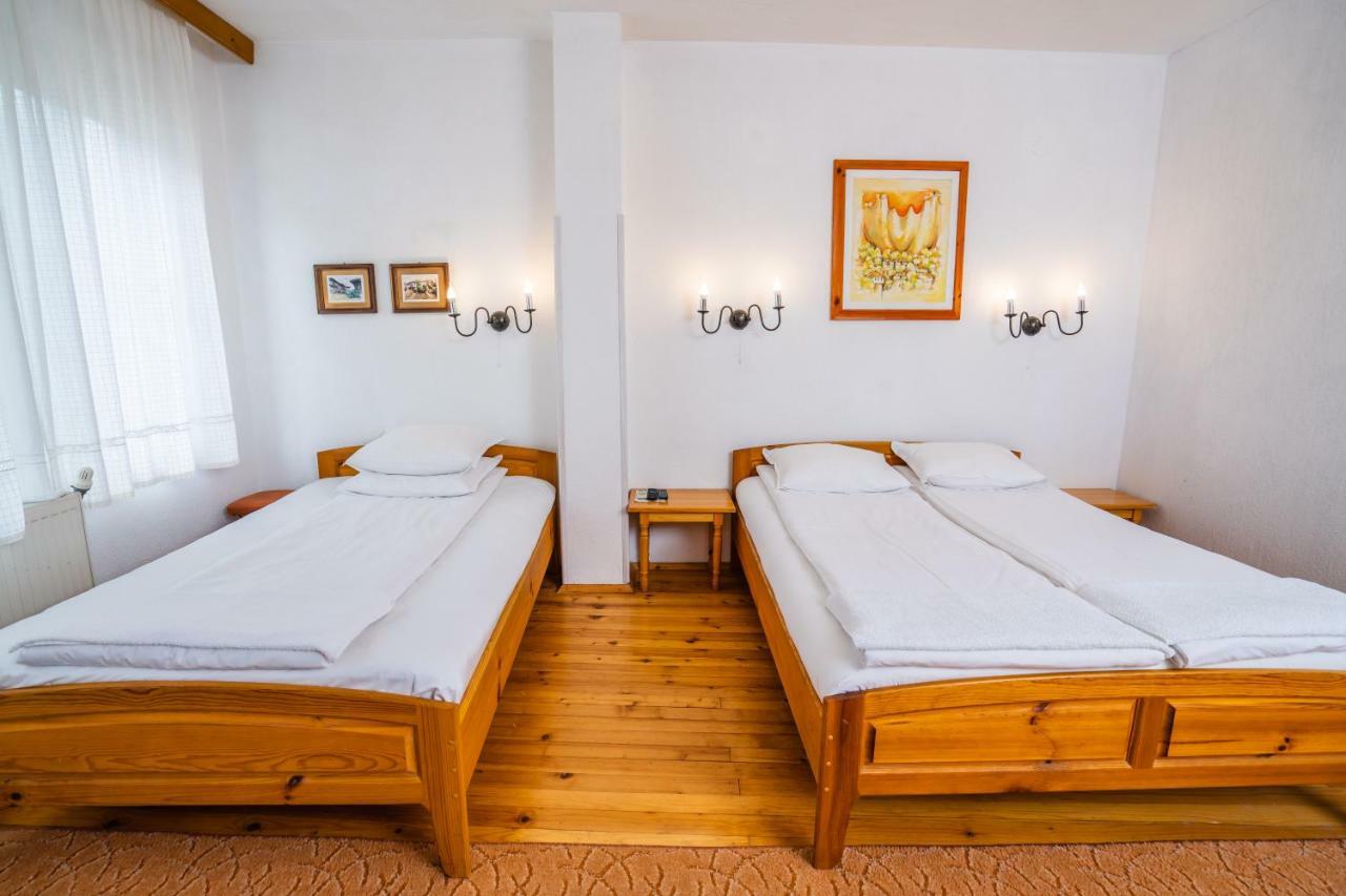 Toni'S Guest House Melnik  Ngoại thất bức ảnh