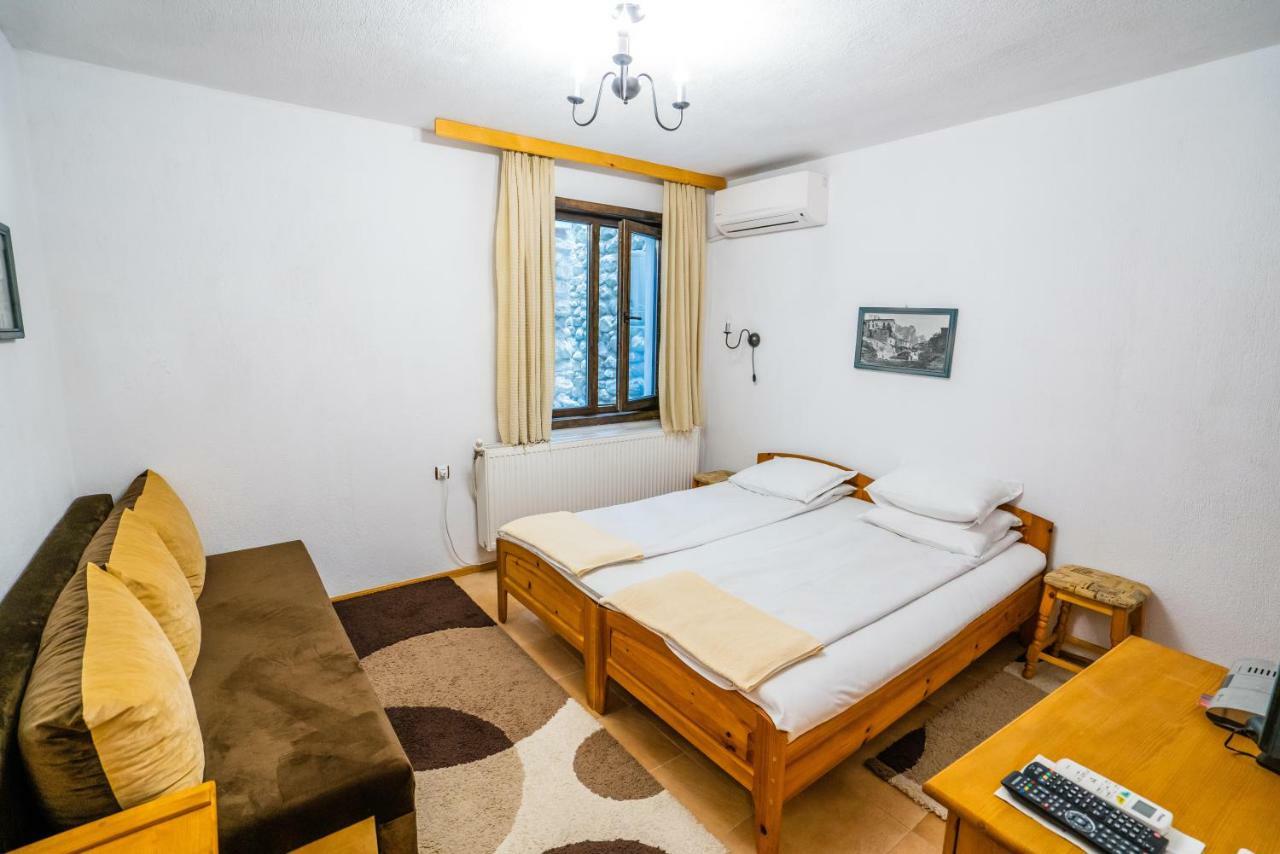 Toni'S Guest House Melnik  Ngoại thất bức ảnh